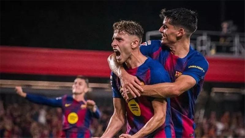 برشلونة يعلن قائمته لمواجهة نيوكاسل في دوري أبطال أوروبا.. وموقف لامين يامال