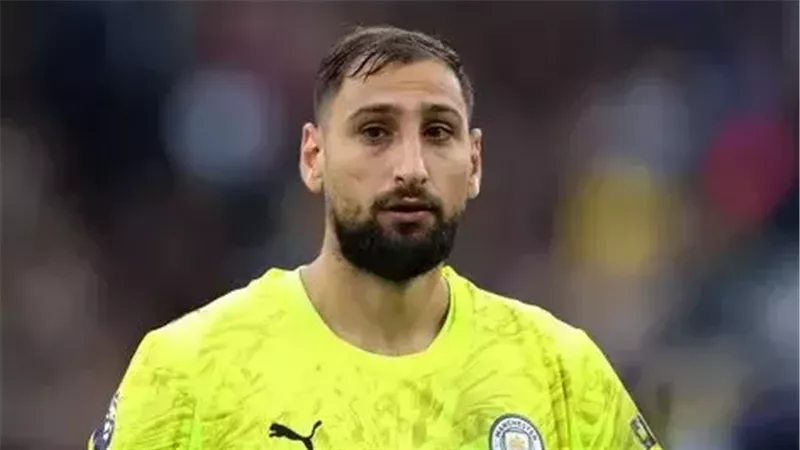 دوناروما يحصد جائزة The Best  لأفضل حارس في العالم لعام 2025