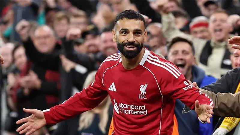 محمد صلاح يحطم تاريخ هنري في دوري أبطال أوروبا.. ويقتفي أثر بنزيما