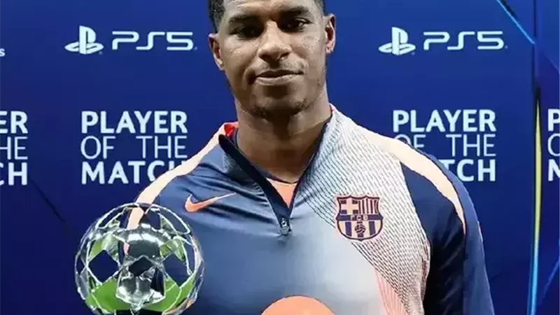 راشفورد يحصد أول جائزة فردية مع برشلونة بعد تألقه الأول بدوري الأبطال 