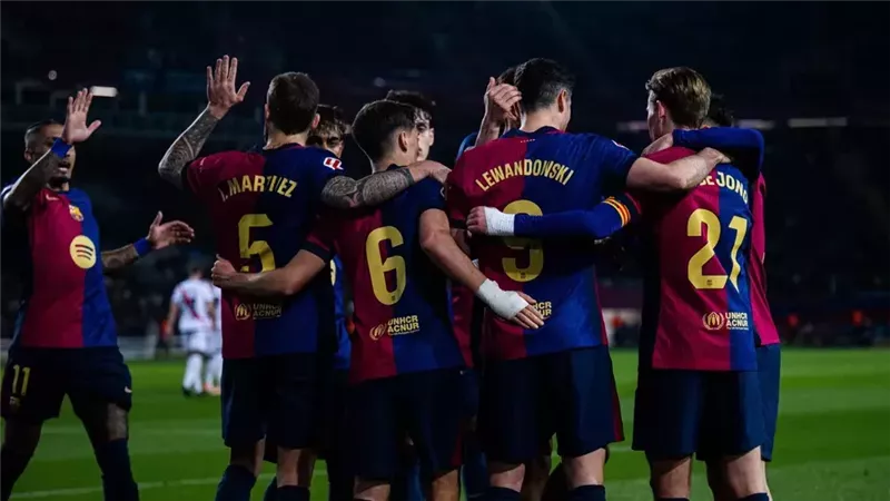 راشفورد يقود هجوم برشلونة ضد ريال اوفييدو فى الدورى الإسبانى 