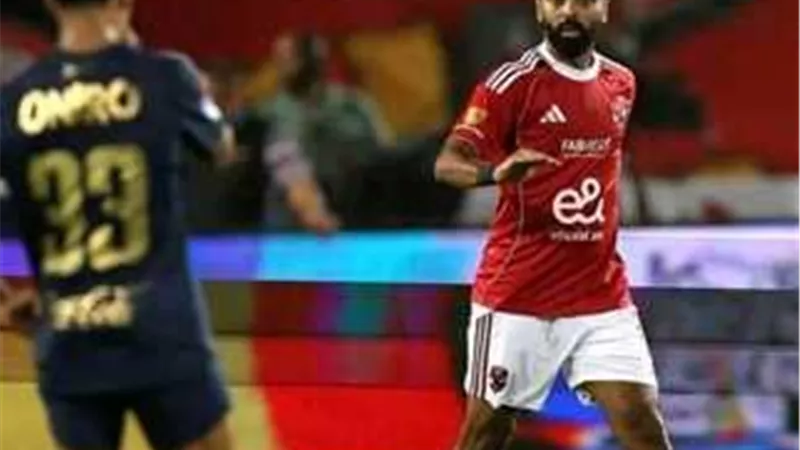 خالد الغندور يهاجم حسين الشحات بسبب تصرفه ضد ألفينا في القمة