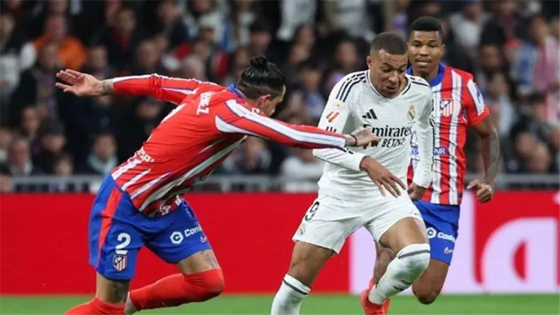 دقت ساعة الديربي.. تشكيل ريال مدريد المتوقع ضد أتلتيكو في الدوري الإسباني