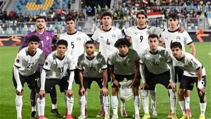 اليماني يفتح النار: 