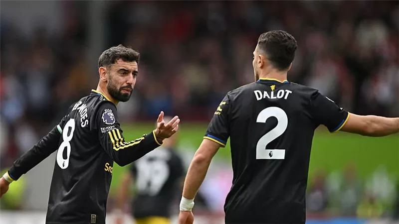 فيديو أهداف مباراة مانشستر يونايتد وبرينتفورد في الدوري الإنجليزي