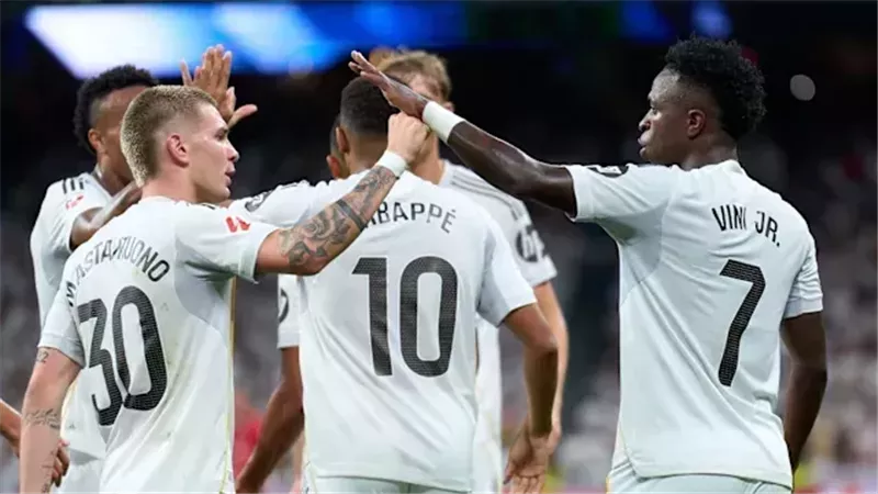 حل معضلة الظهير.. تشكيل ريال مدريد المتوقع ضد فياريال في الدوري الإسباني