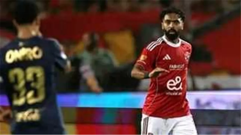 طبيب الأهلي يُعلن تفاصيل إصابة ياسر إبراهيم وحسين الشحات
