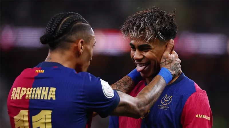 بدون لامين يامال ورافينيا.. تشكيل برشلونة المتوقع ضد إشبيلية في الدوري الإسباني