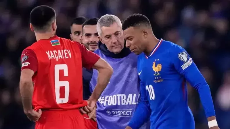 على طريقة ديمبلي.. إصابة مبابي تشعل أزمة بين ريال مدريد ومنتخب فرنسا