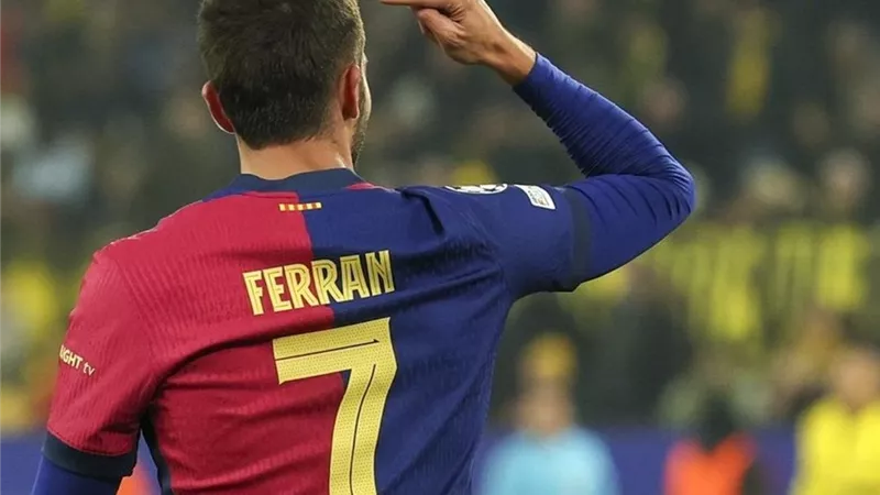 برشلونة يعلن تفاصيل إصابة فيران توريس ومدة غيابه عن الملاعب