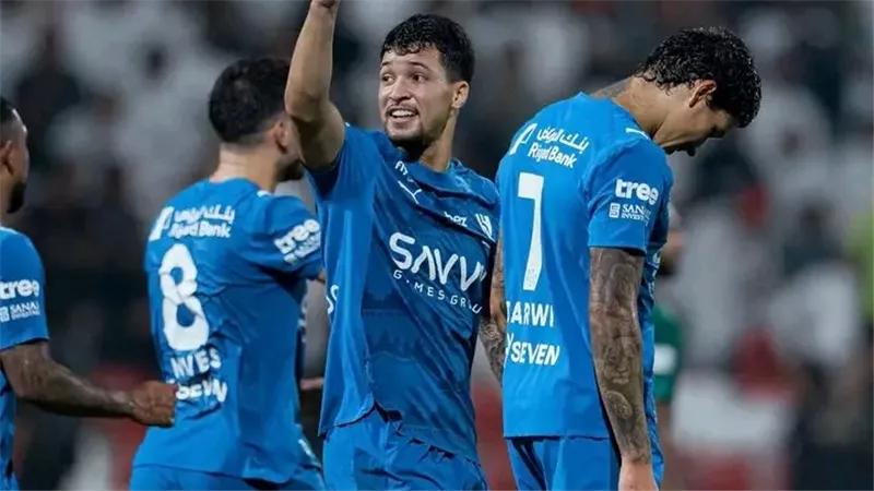 مهرجان أهداف.. الهلال السعودي يفوز على الاتفاق بخماسية نظيفة