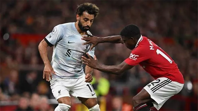 بقيادة محمد صلاح.. تشكيل ليفربول المتوقع ضد مانشستر يونايتد في الدوري الإنجليزي