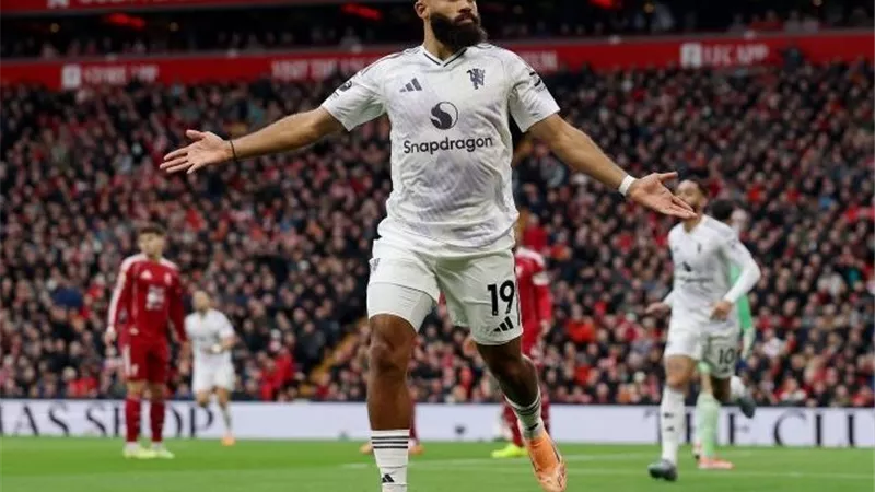 أهداف مباراة ليفربول ومانشستر يونايتد في الدوري الإنجليزي 