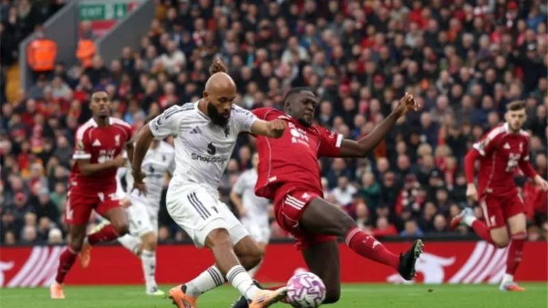 جدول ترتيب الدوري الإنجليزي بعد هزيمة ليفربول ضد مانشستر يونايتد