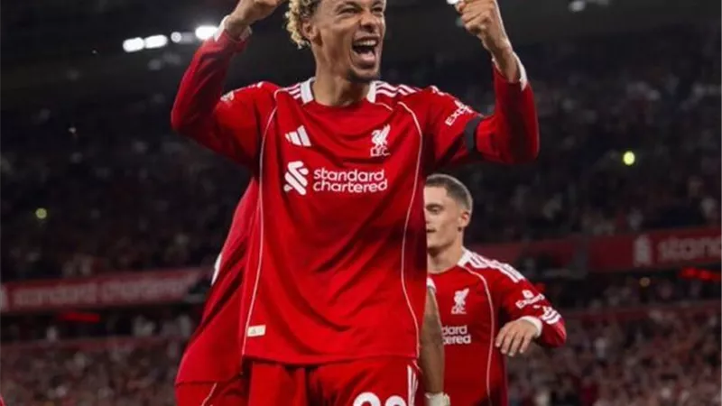 ليفربول يفوز على آنتراخت فرانكفورت 5-1 في دوري أبطال أوروبا 