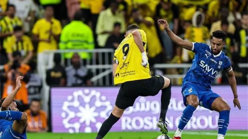 كلاسيكو الدوري السعودي.. كل ما تريد معرفته عن مباراة الهلال والاتحاد