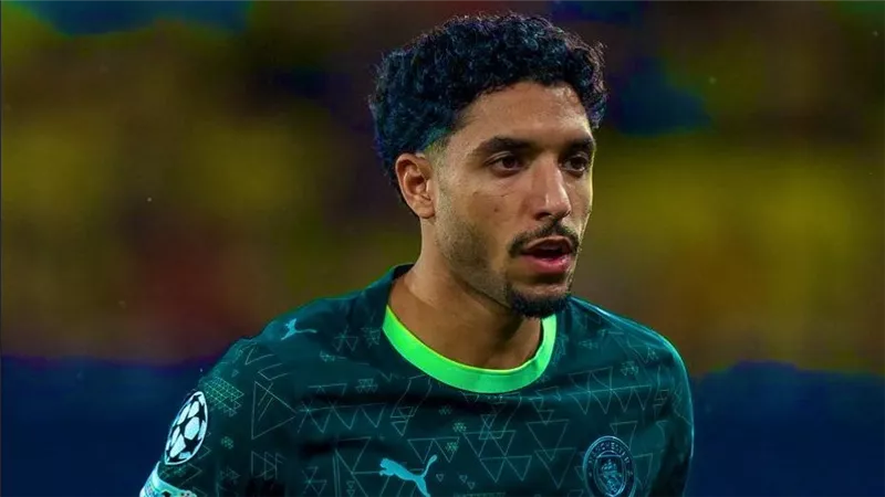 عمر مرموش بديلًا.. تشكيل مانشستر سيتي ضد أستون فيلا في الدوري الإنجليزي