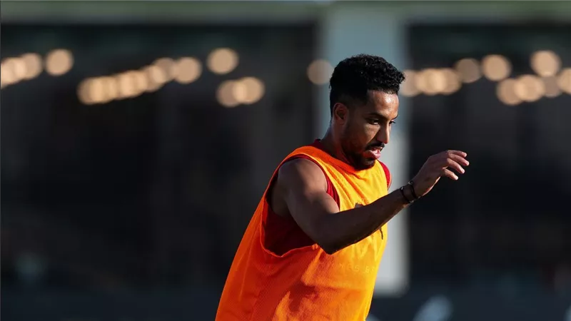 قبل ديربي الشباب.. الهلال السعودي يستعيد خدمات سالم الدوسري