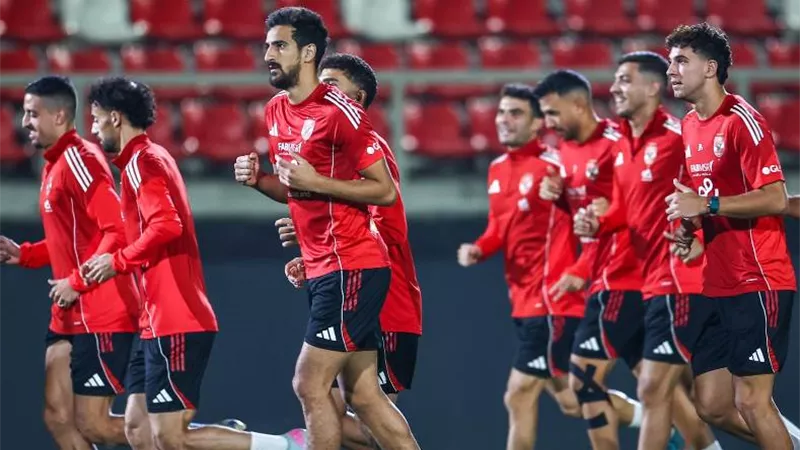 قائمة الأهلي لمواجهة المصري بدوري نايل.. غياب بن رمضان وعودة مروان عطية