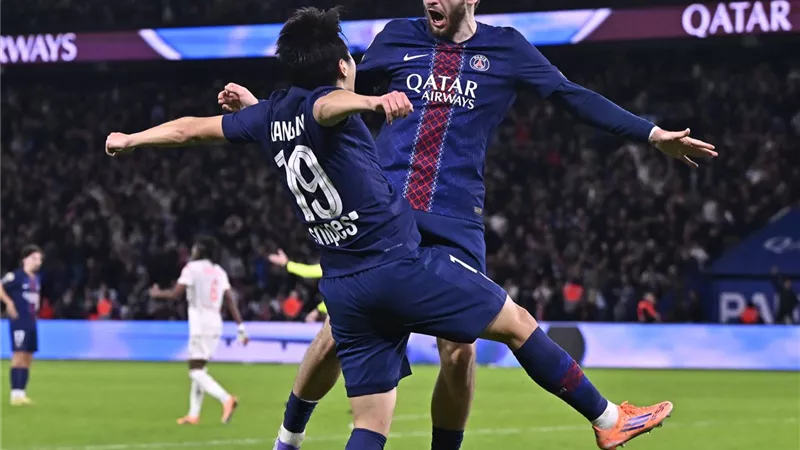 باريس سان جيرمان يحقق فوزًا قاتلًا على نيس في الدوري الفرنسي
