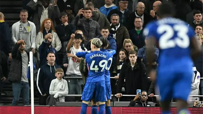 أهداف مباراة تشيلسي وتوتنهام في الدوري الإنجليوي (فيديو)