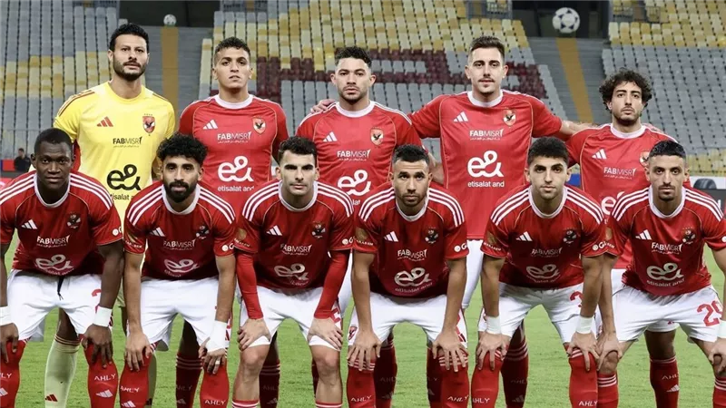 اتحاد الكرة يعلن حكام مباراتي نصف نهائي السوبر المصري في الإمارات