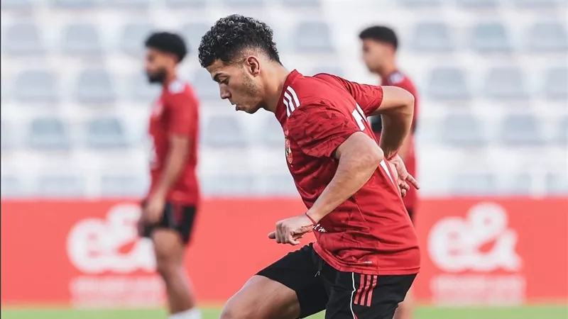 الأهلي يكشف تفاصيل مشاركة إمام عاشور في مران الفريق 
