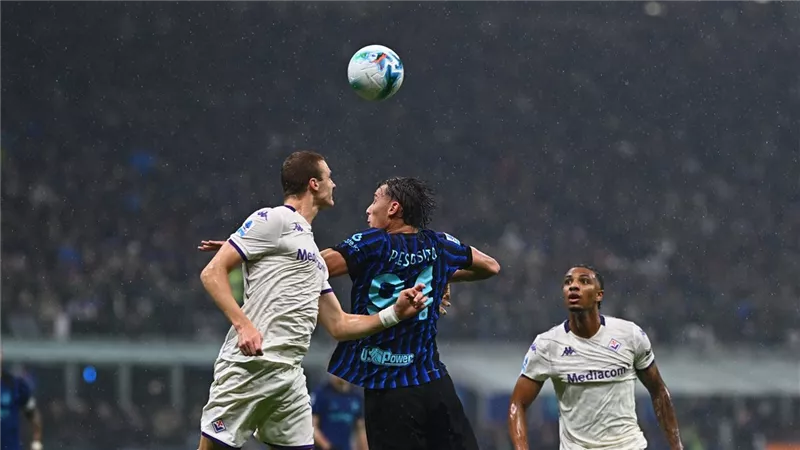 إنتر ميلان يفوز على فيورنتينا 3-0 فى الدورى الإيطالي 