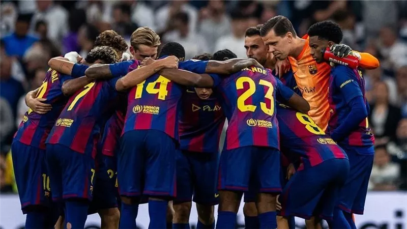 تشكيل برشلونة ضد ريال بيتيس في الدوري الإسباني.. من يقود الهجوم؟