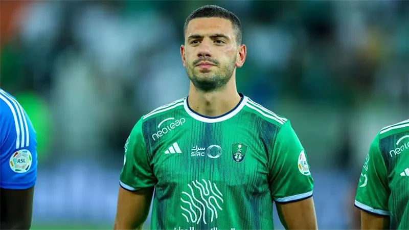 تقارير تكشف موقف ميريح ديميرال من المشاركة أمام اتحاد جدة 