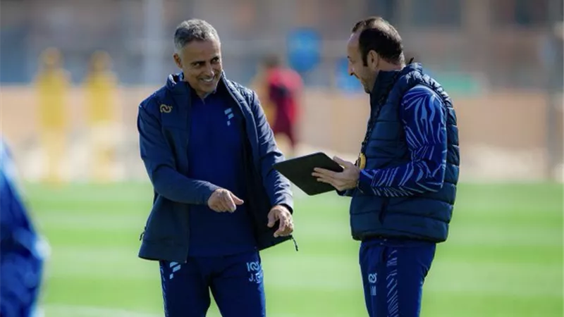الزمالك ينهي أزمة مستحقات مساعدي جوميز ويخطر فيفا