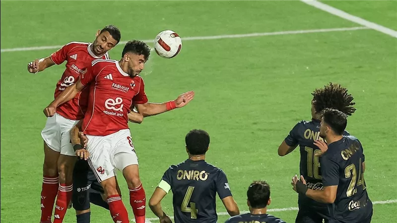 اتحاد الكرة يُعلن حكام مباراة الأهلي والزمالك بنهائي السوبر المصري