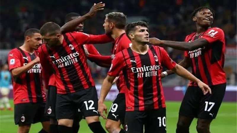 التعادل الإيجابي يحسم نتيجة ميلان وبارما في الدوري الإيطالي