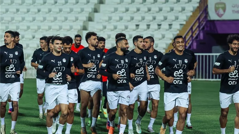 منتخب مصر يخوض تدريباته باستاد العين استعدادا لمواجهة أوزبكستان وديا