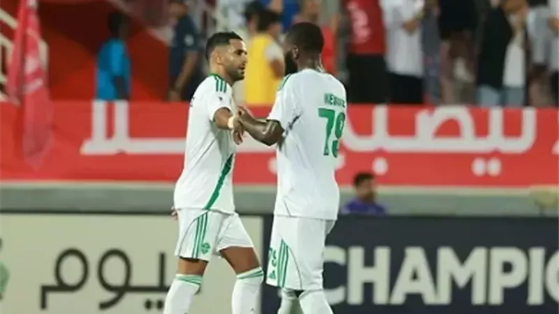 عودة إيبانيز ومحرز وكيسيه.. جالينو غائب وحيد عن تشكيل الأهلي ضد الرياض