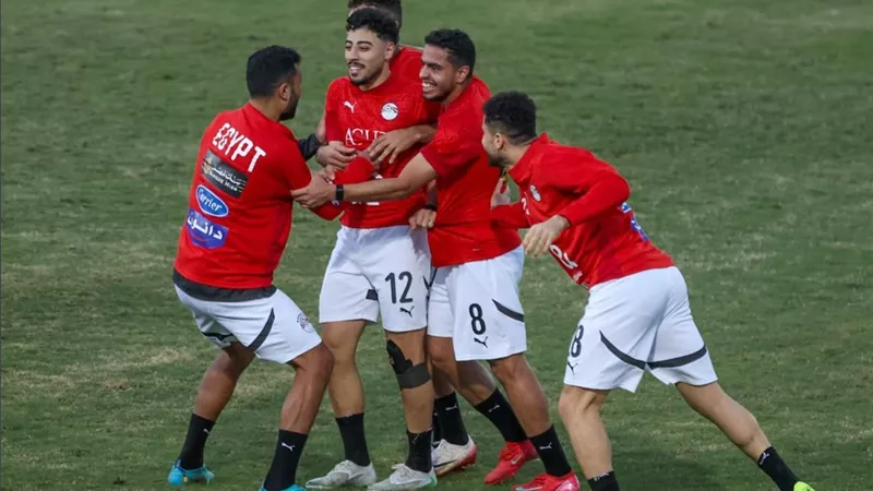 موعد مباراة مصر والجزائر الودية قبل كأس العرب 2025 والقنوات الناقلة