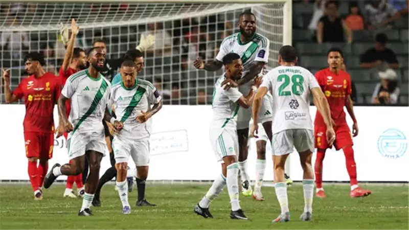 موعد مباراة الأهلي والقادسية في الدوري السعودي والقنوات الناقلة