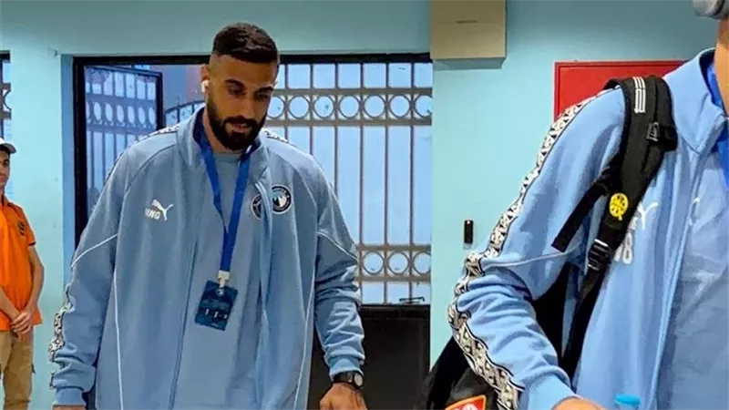 وصول بيراميدز إلى ستاد الدفاع الجوي استعدادا لمواجهة ريفرز يونايتد