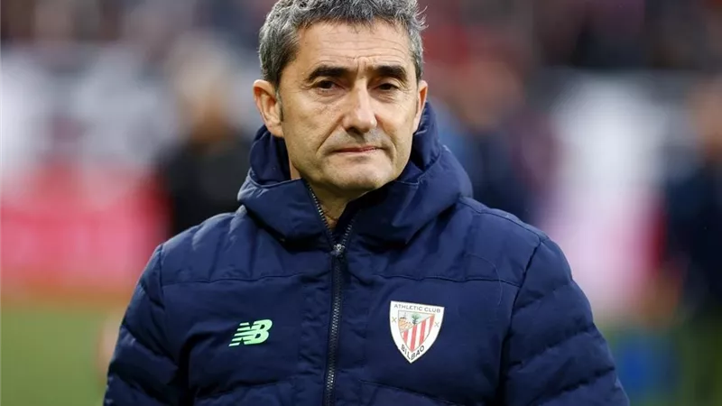 فالفيردي: الطرد حسم مباراة برشلونة ضد أتلتيك بلباو