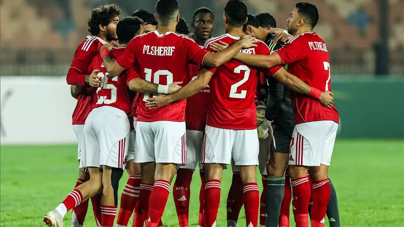 صدمة في الأهلي بسبب قائد الفريق قبل مواجهة الجيش الملكي