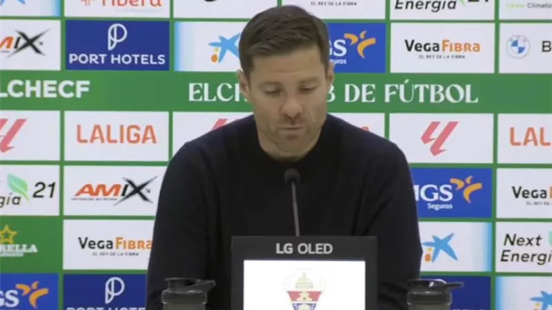تشابي ألونسو بعد التعادل مع إلتشي: ريال مدريد لم ينهار.. وفينيسيوس يعرف دوره الآن