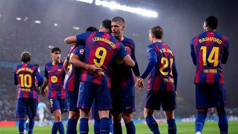التشكيل الرسمي لمباراة برشلونة وأتليتكو مدريد في الدوري الإسباني