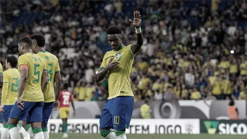 أنشيلوتي يدفع بالقوة الضاربة.. فينيسيوس جونيور يقود تشكيل منتخب البرازيل ضد السنغال