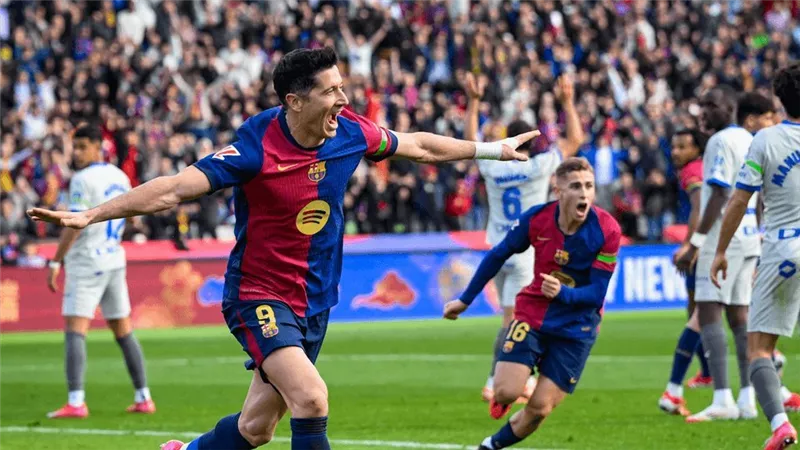 كيف يلعب برشلونة أمام أتليتكو مدريد اليوم في الدوري الإسباني؟
