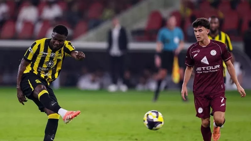 بنزيمة يقود الاتحاد لنصف نهائي كأس الملك بـ 