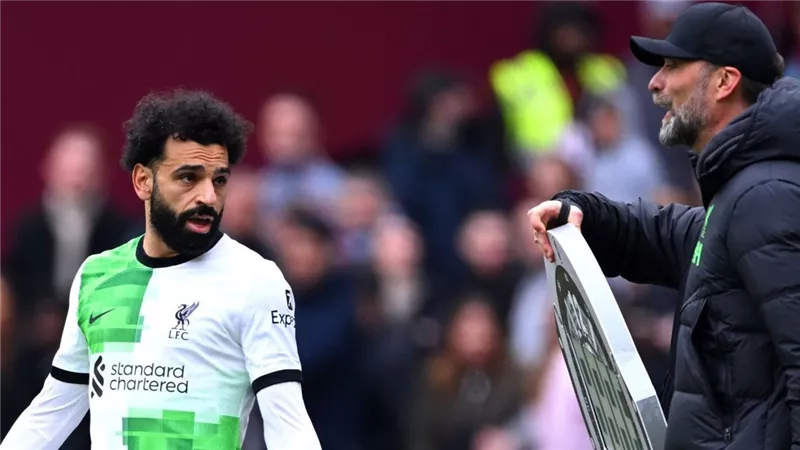 كلوب: لا يوجد لاعب يمكنه تعويض رحيل محمد صلاح عن ليفربول