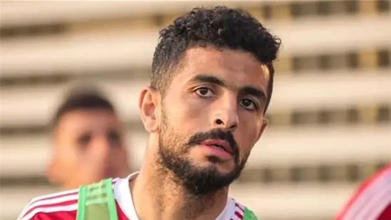 أيمن أشرف: إنتقادات الجمهور لمحمد شريف ليست مبرر لتراجع مستواه