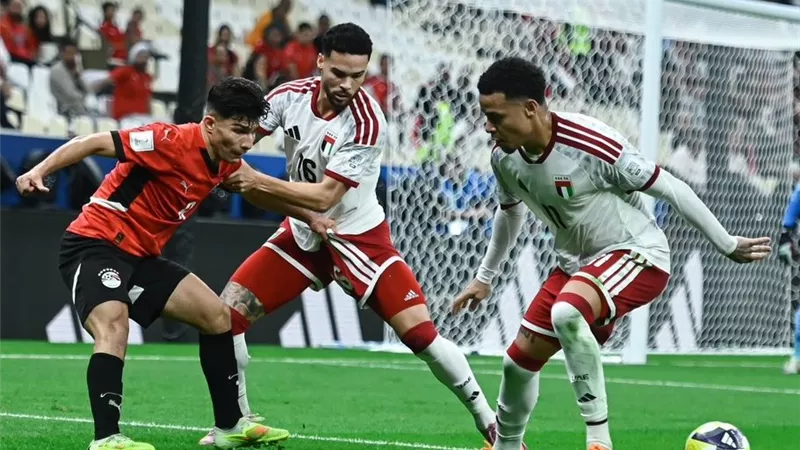 مدافع الإمارات: سوء الحظ حرمنا من الفوز أمام مصر بكأس العرب 2025