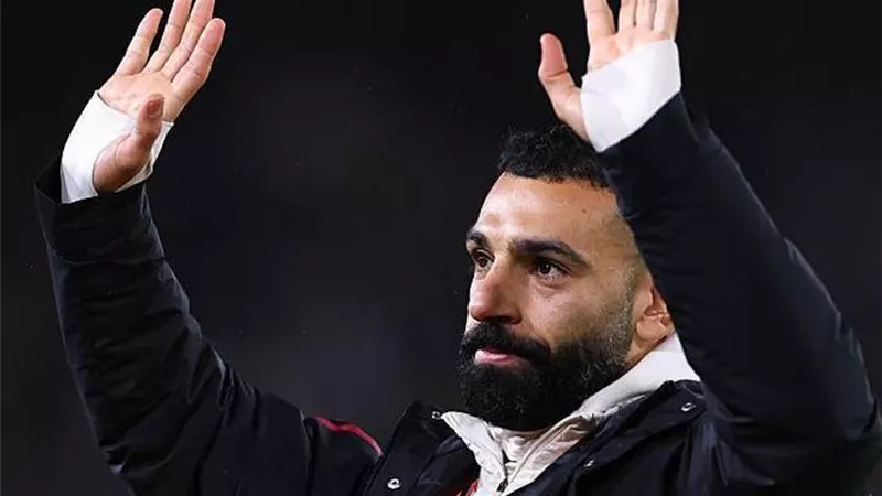 رومانو يكشف تفاصيل جديدة في أزمة محمد صلاح مع ليفربول قبل مواجهة إنتر ميلان