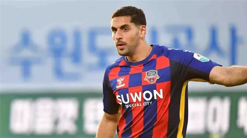 الأهلي يتحرك لضم بابلو الصباغ.. واتفاق مبدئي مع ناديه الكوري